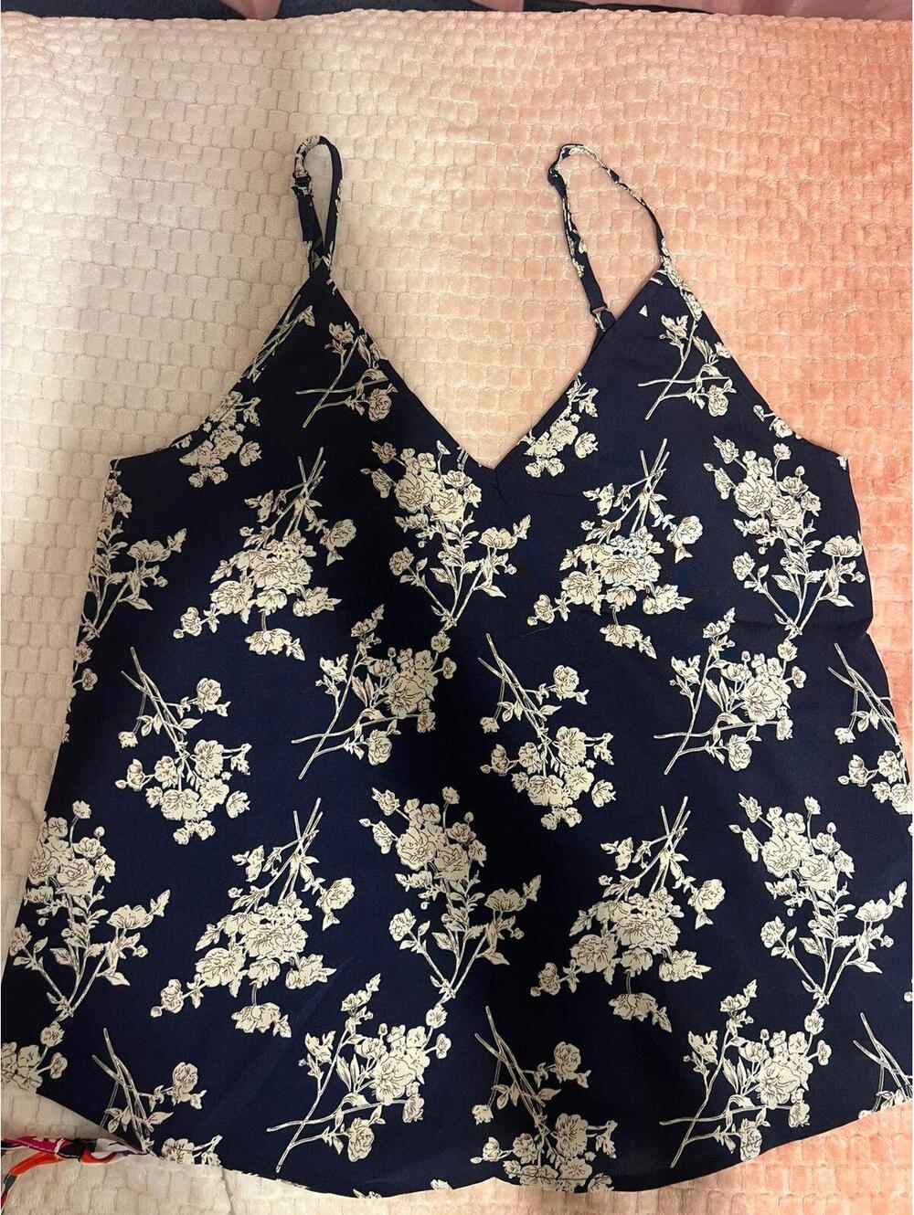 Blue and white flower print top blouse shoulders straps